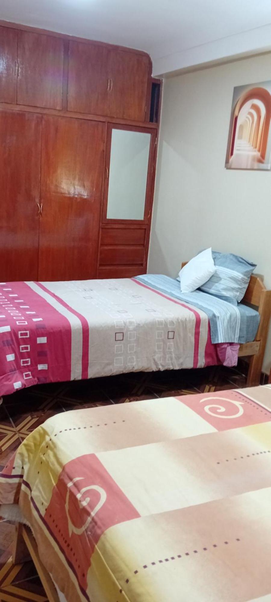 Cochera, 3 Dormitorios, 2 Banos, Hasta 6 Huesped
