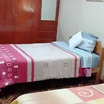 Cochera, 3 Dormitorios, 2 Banos, Hasta 6 Huesped